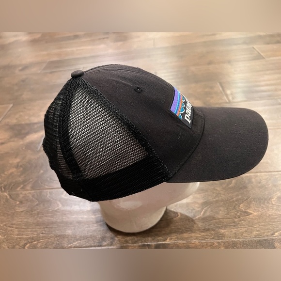 Patagonia Mens Black Patch Adjustable Snapback Trucker Hat Baseball Cap - Picture 4 of 7